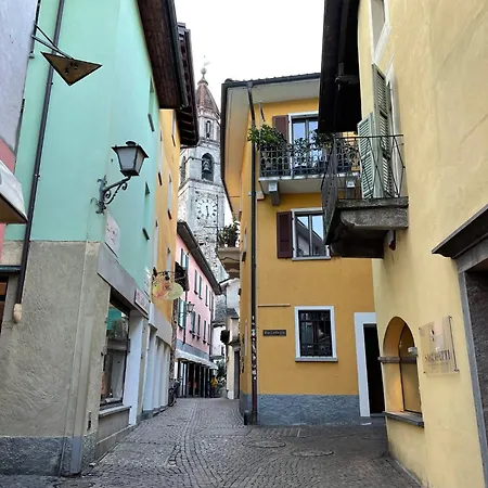 Ascona: Nostrana Apt. 2 דירה *