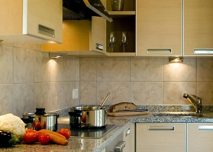 Ascona: Nostrana Apt. 2 * אסקונה